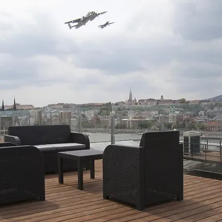 Parliament Penthouse Boutique B&B-3