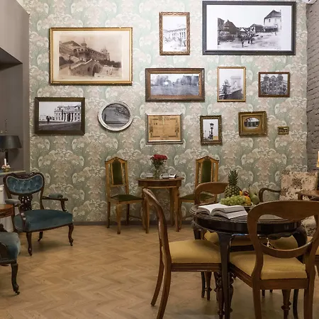 Metropolis Budapest Boutique Hotel-2