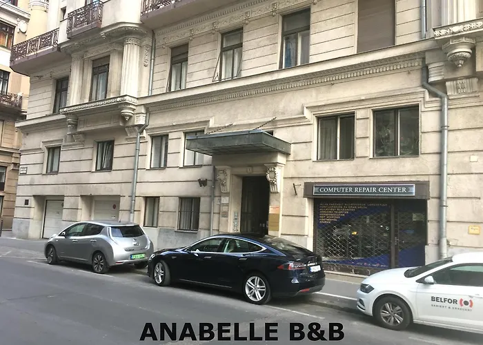 Anabelle Bed And Budapest